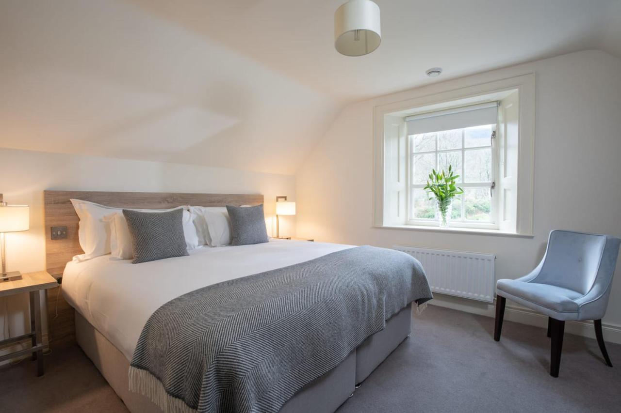 Killeavy Castle Estate Hotel Meigh Екстериор снимка