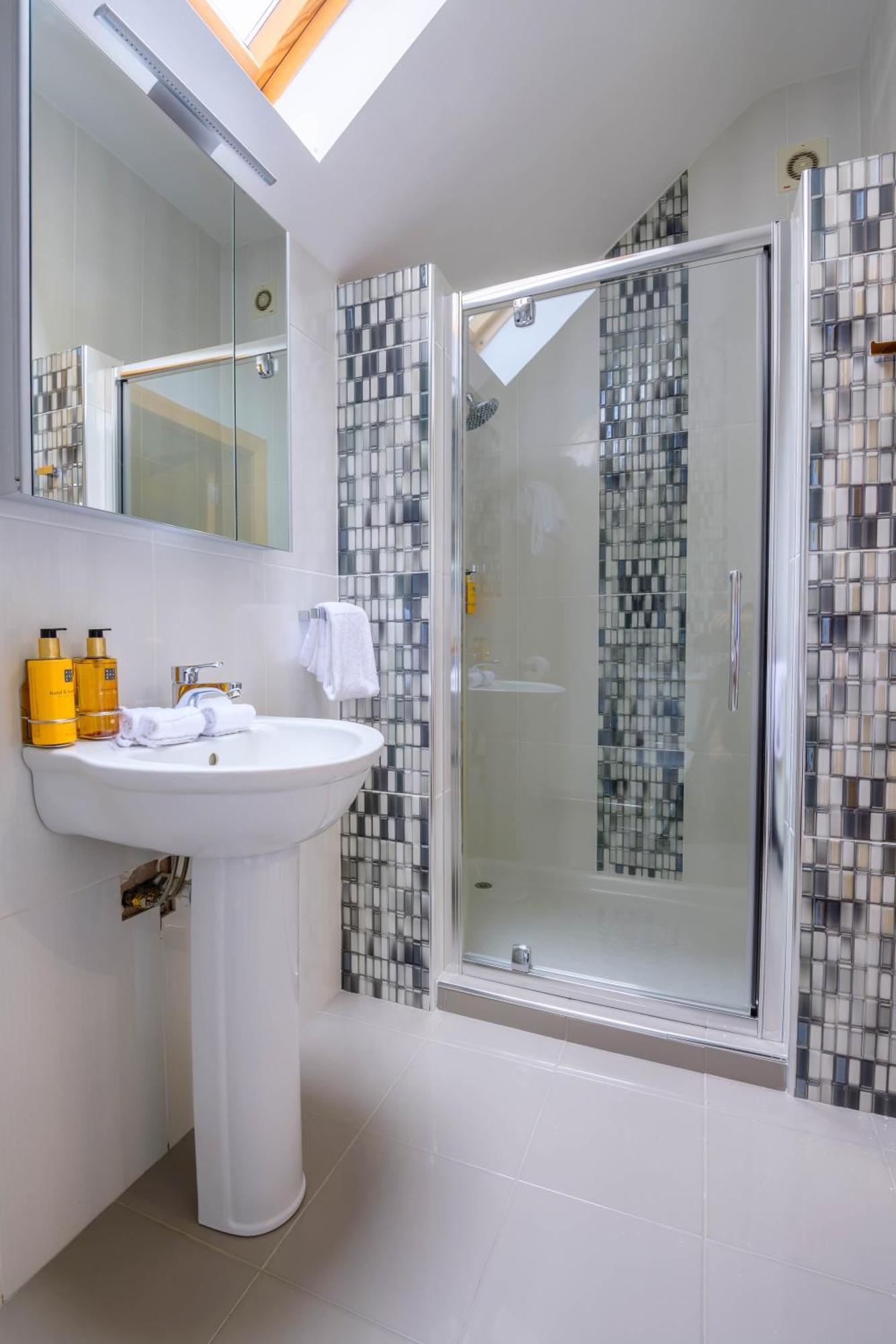 Killeavy Castle Estate Hotel Meigh Екстериор снимка