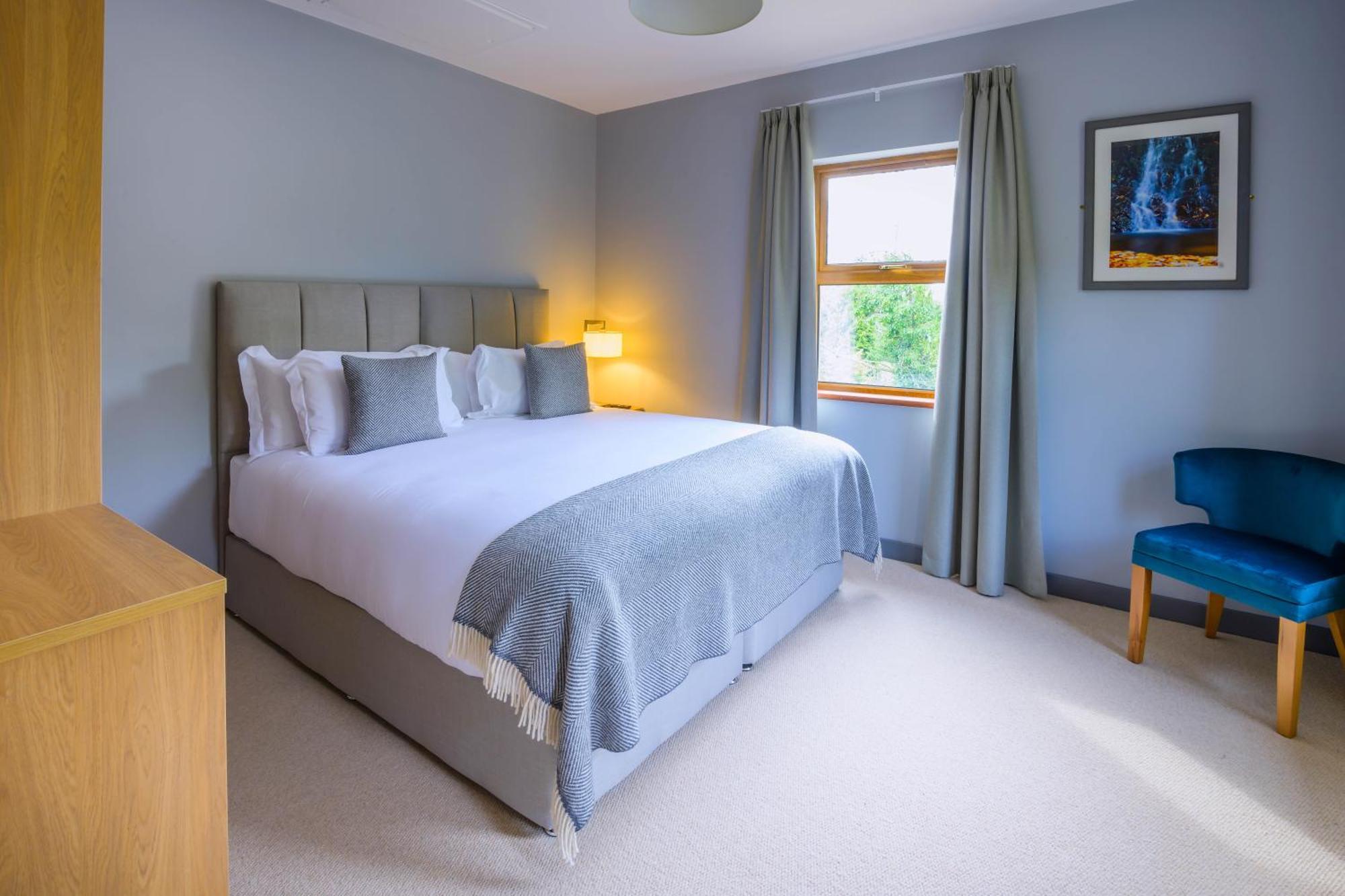 Killeavy Castle Estate Hotel Meigh Екстериор снимка