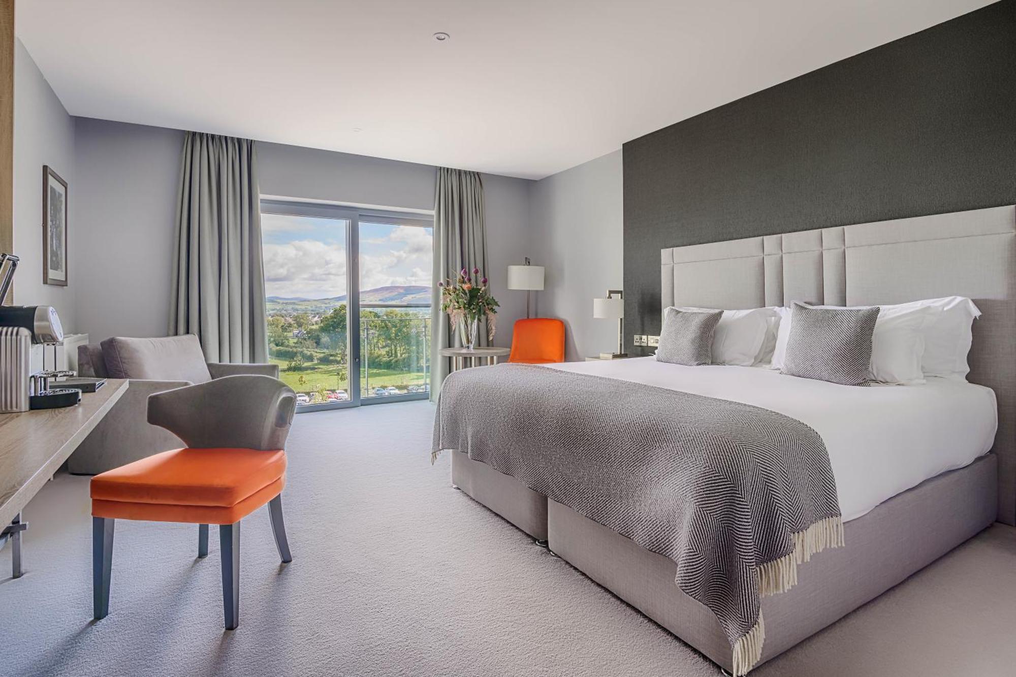 Killeavy Castle Estate Hotel Meigh Екстериор снимка