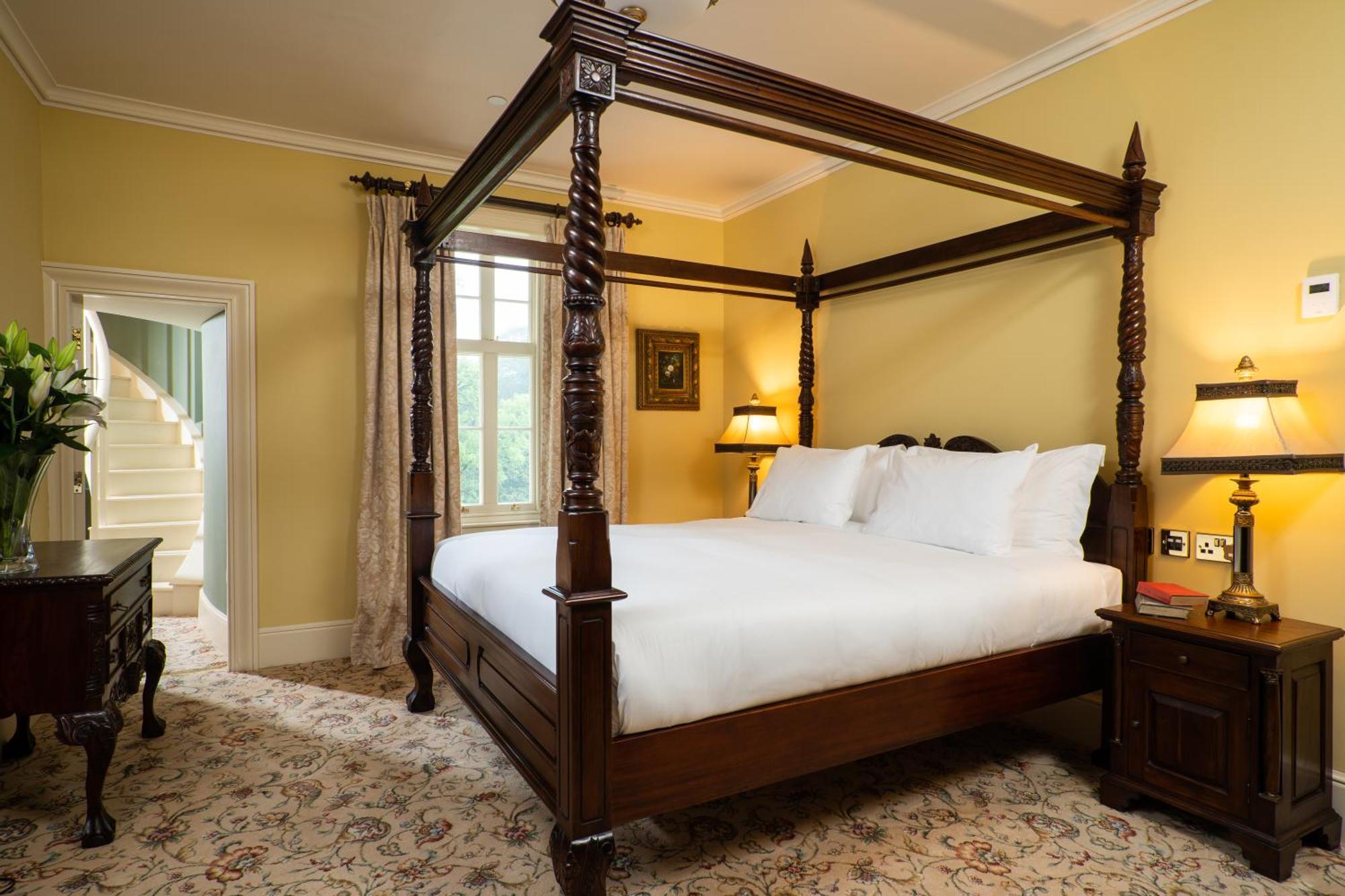 Killeavy Castle Estate Hotel Meigh Екстериор снимка