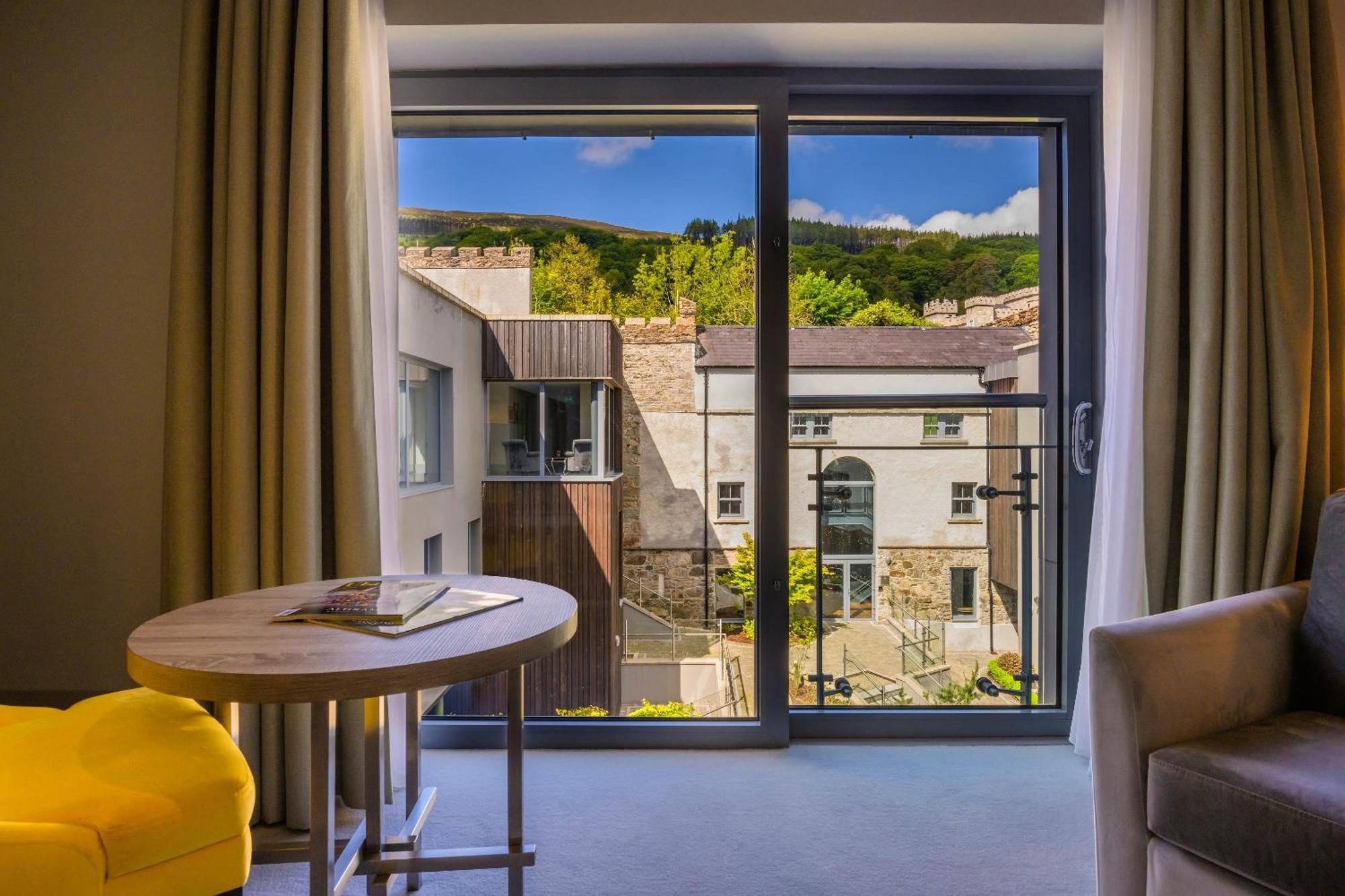 Killeavy Castle Estate Hotel Meigh Екстериор снимка
