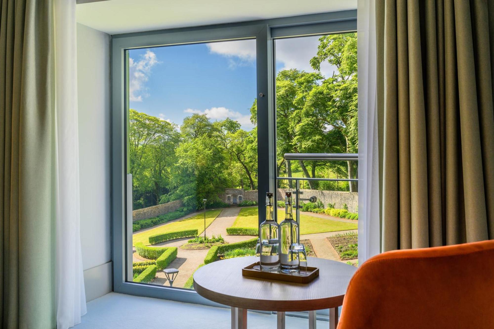 Killeavy Castle Estate Hotel Meigh Екстериор снимка