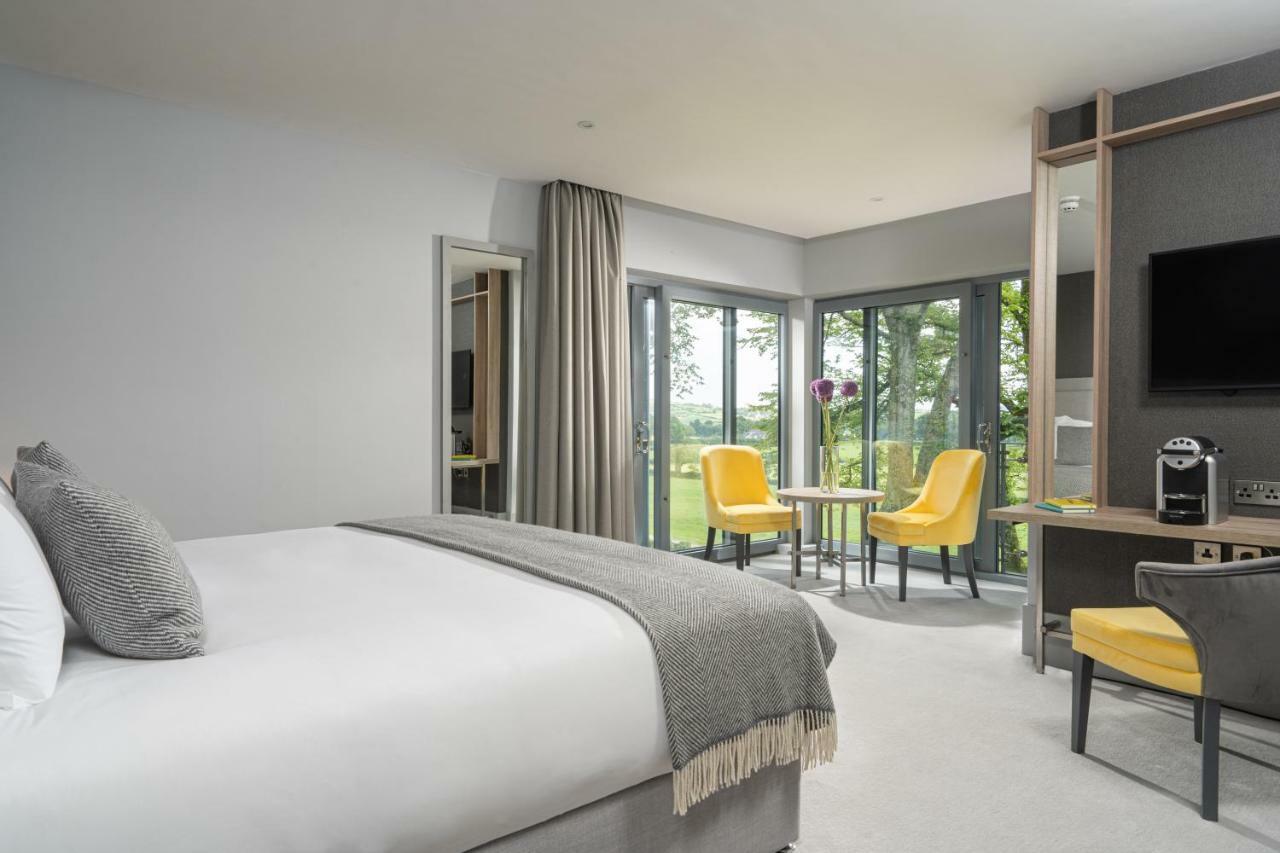 Killeavy Castle Estate Hotel Meigh Екстериор снимка